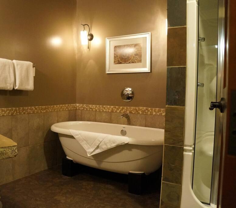 Apartment Gracie's Place Canmore